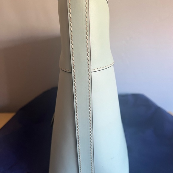 Dooney & Bourke tote - Picture 5 of 10